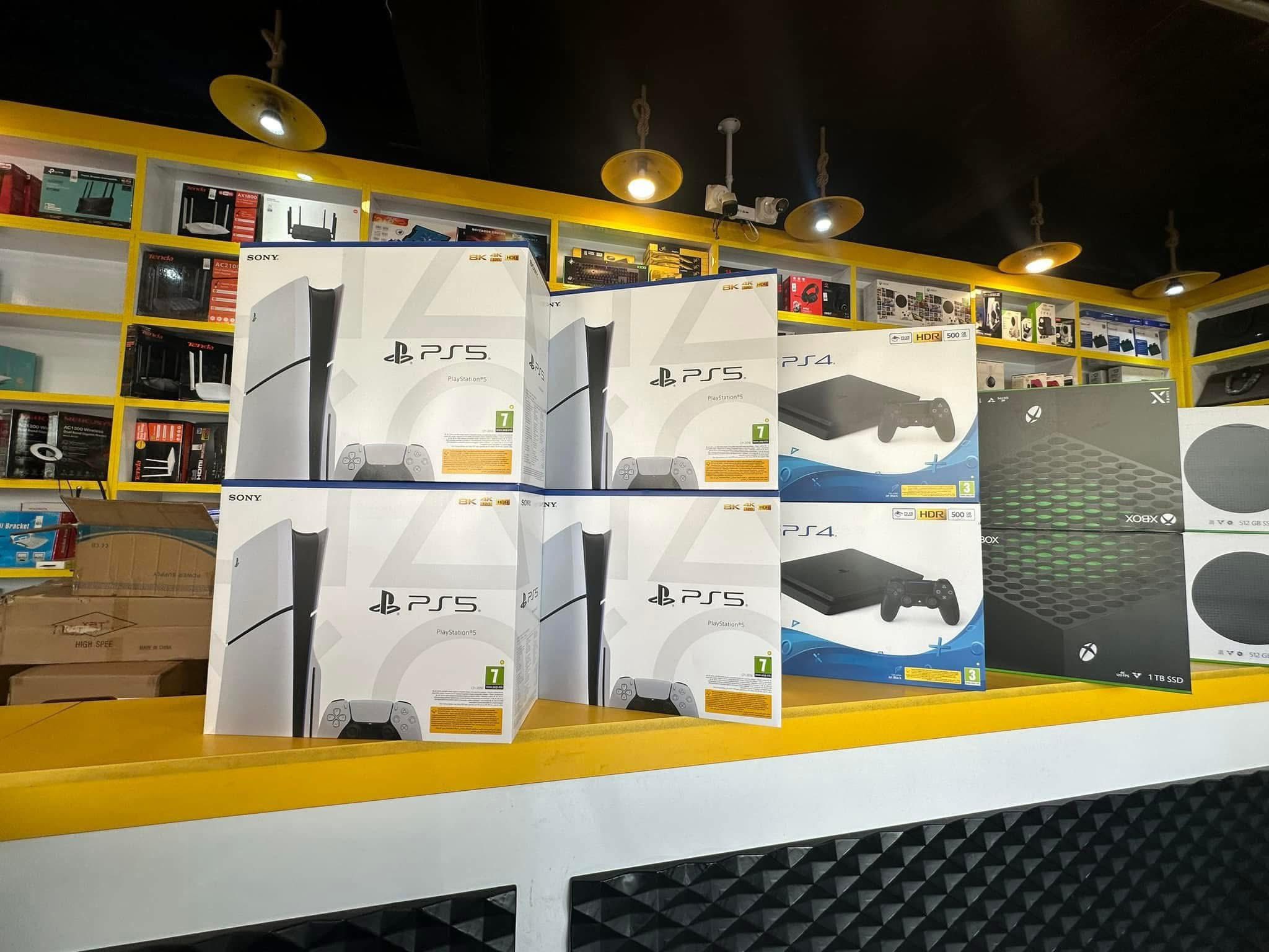 PS4 بلي ستيشن فور