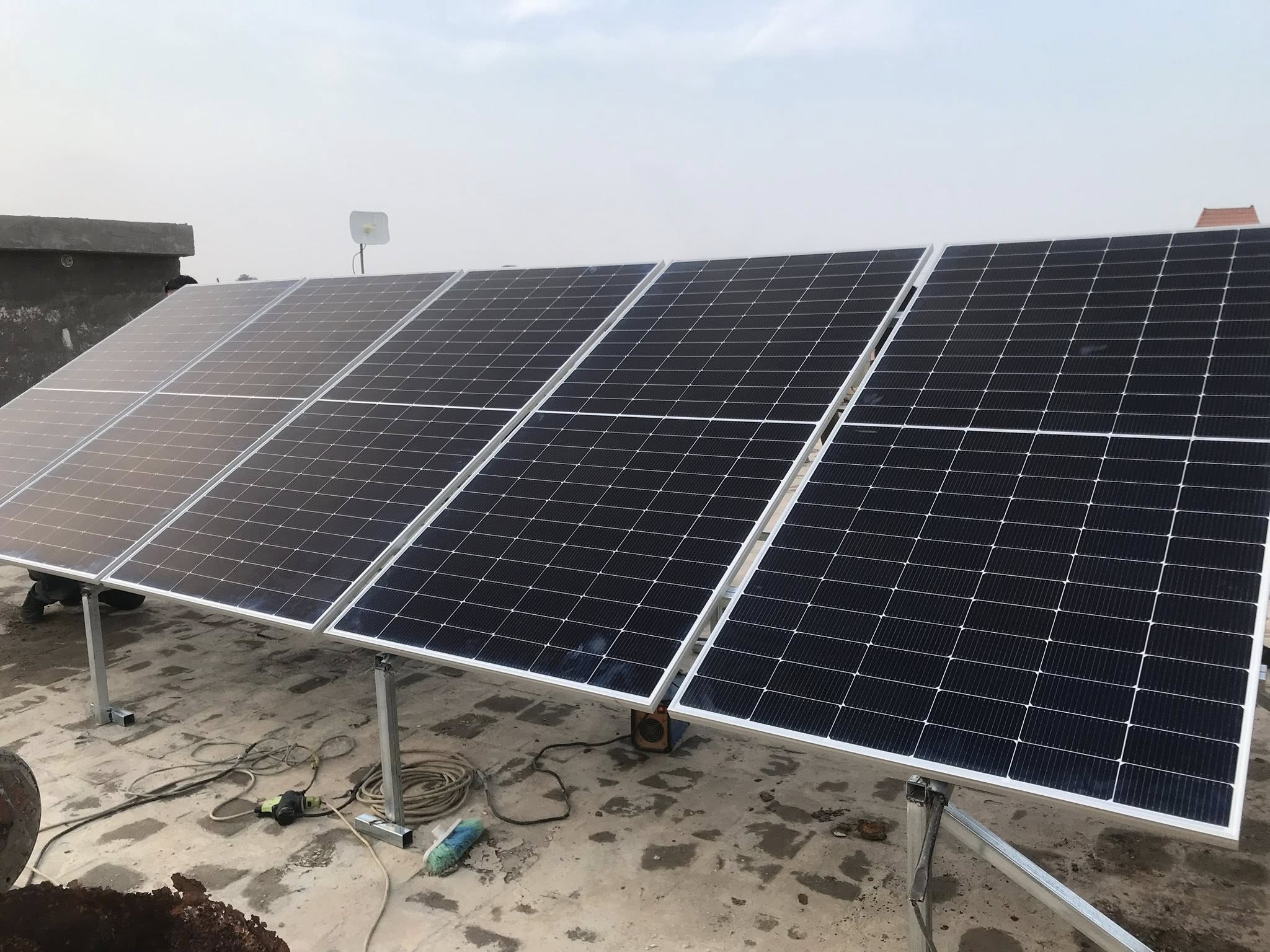 30A - 20A منظومة طاقة شمسية  DYEY