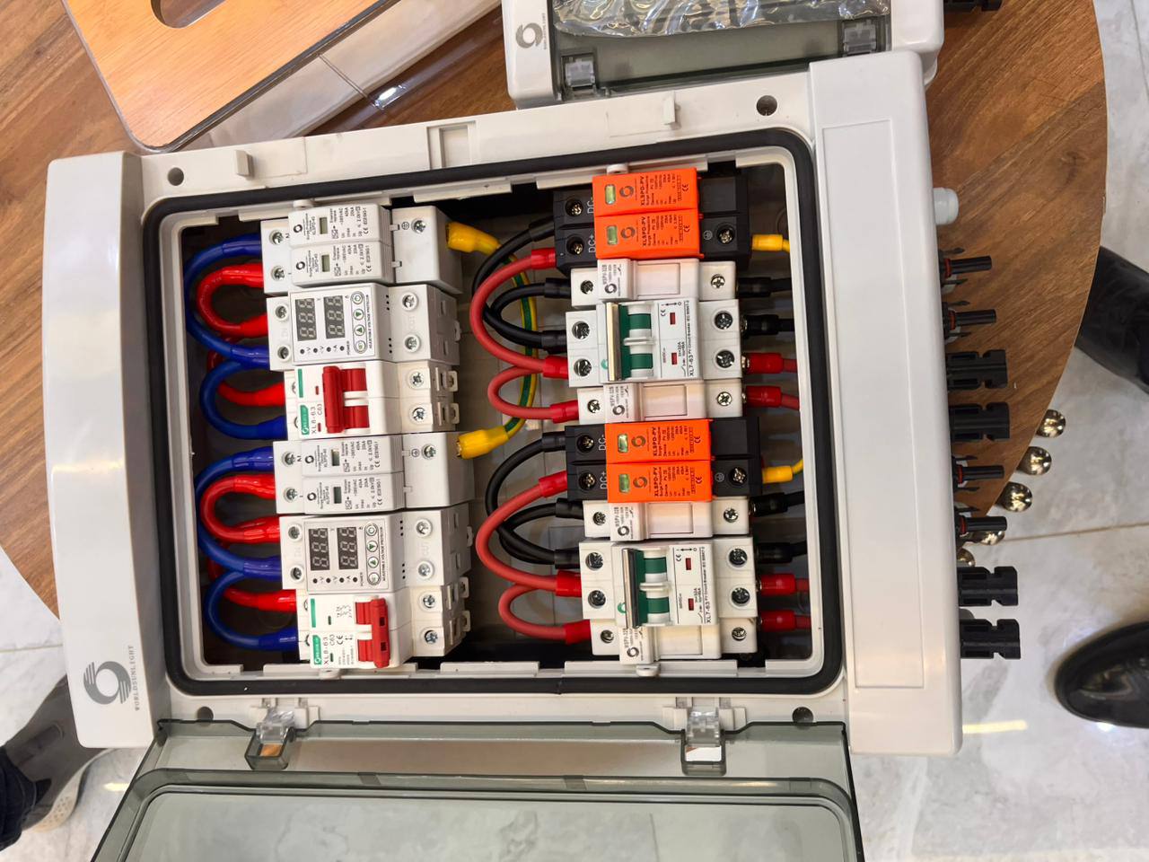 20A-10A منظومة طاقة شمسية SWIFT -